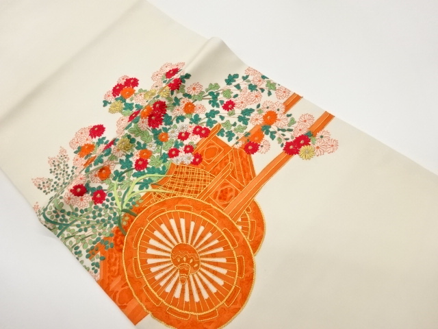 塩瀬銀駒刺繍花車模様名古屋帯